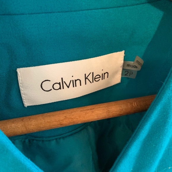 Calvin Klein Turquoise cropped blazer - Picture 3 of 4